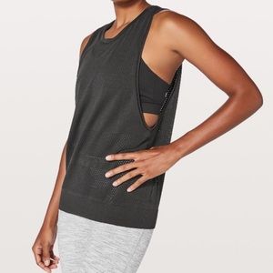 Lululemon muscle tank